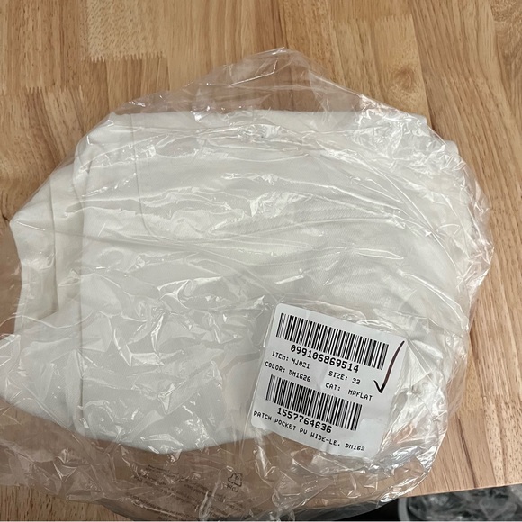 Madewell The Perfect Vintage Wide Leg Jean in Tile White Patch Pocket Edition - Picture 2 of 2